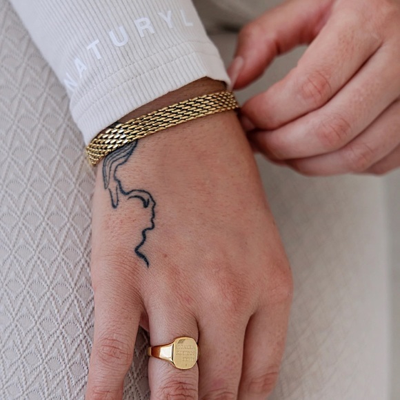 🆕 Naturyl Essential Link Bracelet - Picture 4 of 4